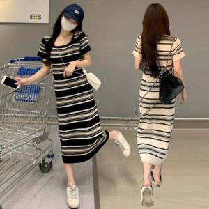 샵앤) 여성 스퀘어넥 단가라 반팔 니트 롱 원피스 WON-WDR-WFI73GW