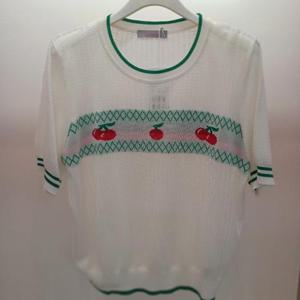 Latium HC06 부드럽고 시원한 펀칭 체리 라운드 반팔 니트티 T2523sw34I