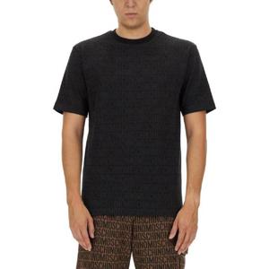 MOSCHINO 전체 로고가 있는 티셔츠 070276451555