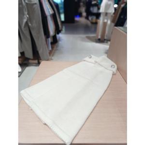 [파리게이츠] 25FW겨울 여성 스마일 브로치 포인트 니트 발토시 (521E4AC005IV)