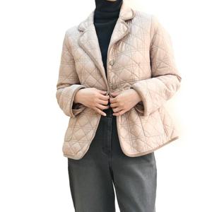 [비꼴리끄(여성)]퀼팅 테일러드 카라 자켓 B244PJ3030