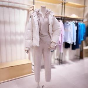 [시에로]DBSJ4JPF315_사선 패턴 니트후드 다운점퍼