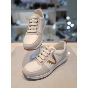 리바디 세이브존08 소가죽브이포인트키높이스니커즈 2023RD0128H