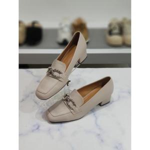 한슈 세이브존03 실버 볼드 버클 로퍼 미들 펌프스 4cm AGHS114591kaA