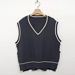 샵앤) 여성 배색 V넥 데일리 꽈배기 니트 레이어드 조끼 DGB-WVS-4142-네이비