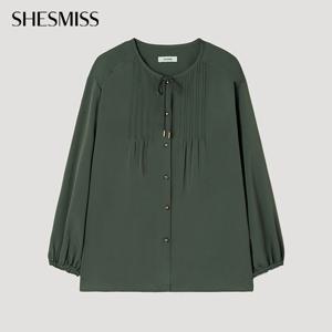 [쉬즈미스] 라운드 핀턱 블라우스_SWWBLP32040_DK