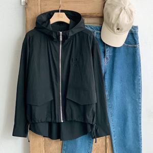 샵앤) 여성 밑단스트링 바스락 긴팔 후드 바람막이 점퍼 BONG-WJP-4779-블랙