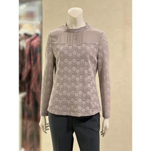 벨리시앙 세이브존01 쉬폰 배색 플라워 자수 블라우스(2color) BL4317