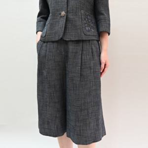 [비꼴리끄(여성)]트위드 하프 팬츠 B242WS2040