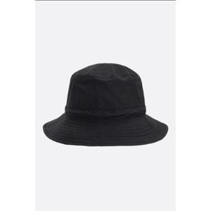 GUCCI reversible bucket hat in nylon 8357723HBB71060