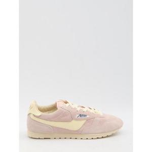 오트리   스니커즈 SS25 WSLWUB11 5553748 PINK