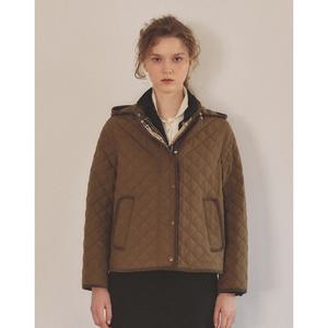 헤지스 여성 24FW 퀼팅 카키 체크 안감 후드 숏 퀼팅 점퍼 HSJU4D911K2