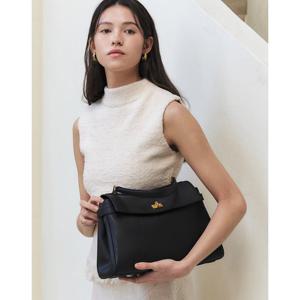 [헤지스]베리 클래식 블랙 레더 사첼백L HIBA5E188BK