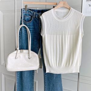 샵앤) 여성 레이스 라운드넥 민소매 레이어드 니트 티셔츠 JR-WKN-4366-베이지