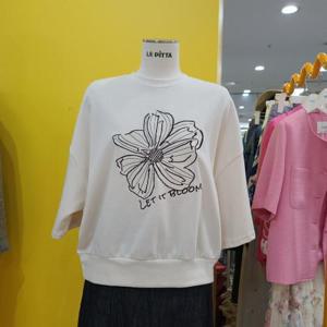 르피타 DP01 플라워자수7부맨투맨 L253BTS903