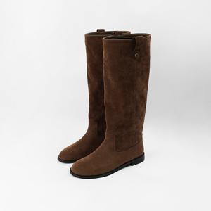 [신난다슈] 여성 롱부츠 2cm 여자 플랫 부츠 스웨이드 발편한 낮은굽 통굽 SKE252896 브라운
