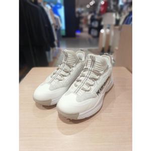 [파리게이츠] 25FW겨울 여성 삭스핏 니트 논스파이크 골프화 (521E3SE002)