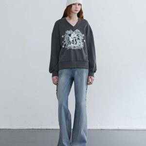 [에고이스트][BLUE LABEL] 엔 아트웍 V넥 맨투맨 ER3OTL03