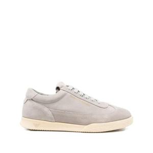 엠포리오 아르마니 여성 그레이 로우탑 스니커즈 EW002694 AF14906UA032