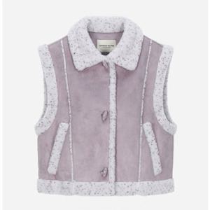 [써스데이아일랜드](T258MVT956W)퍼 배색 무스탕 베스트