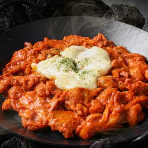 [임박특가] 금성ON 순살 닭다리살 춘천식 닭갈비 800g (소비기한25.12.22)