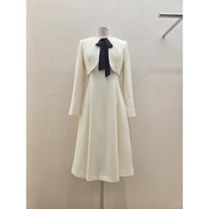 숲  (SB2OPM3) 리본 포인트 핏 앤 플레어 원피스