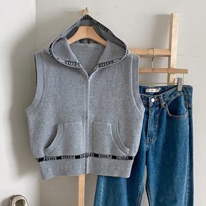 샵앤) 여성 간절기 레이어드 후드 집업 니트 조끼 DGB-WVS-4715-그레이