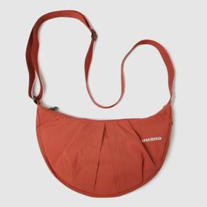 엄브로크로스백 NQC UP323CBG95-DOR 하프문 미니 호보백 / DARK ORANGE