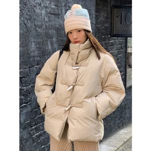 올리브데올리브 토글 장식 카라 니트 배색 덕 다운 점퍼 OP4WMA660