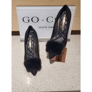 GOCCE 고세 털장식 펌프스 8CM GMP3060H 블랙