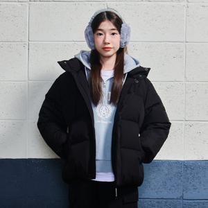 [에꼴리에] 남녀공용 겨울이월라운드퀠팅블랙다운점퍼(24D1151)