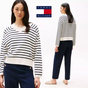 타미힐피거 WW45401-0FB 여자 미니 스트라이프 V넥 유기농 코튼 니트 스웨터