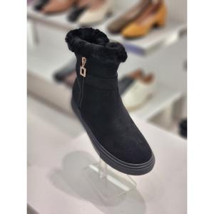 [무크] 여성 베이직 스웨이드 퍼 부츠 3cm SM22615UA