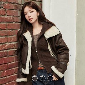 [지오다노] 여성 루즈핏 신세틱 레더 스웨이드 무스탕 자켓 375918