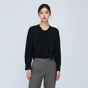 [TAG 256000원][케이엘바이린] 에스티 꼬임 블라우스 KWBLOJ0200