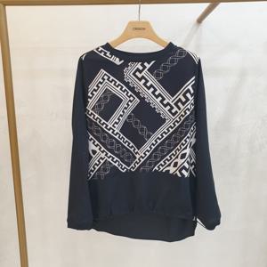 [크레송]스퀘어  패턴  티 블라우스  NWCFBX54DG