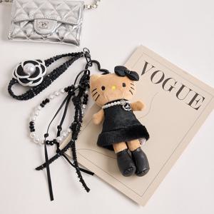 [올리비에스클로젯] 태닝 블랙원피스 진주 고양이 키링_O2510AC011C