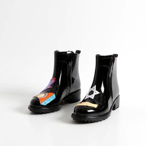 [신난다슈]여성 레인부츠 앵클부츠 패션장화 여름 장마신발 낚시 작업화 T1111 블랙