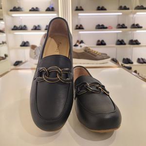 금강제화 랜드로바 여성 르느와르 RENPUC6113K1  체인장식 로퍼