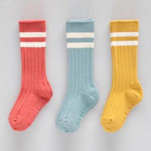 흰색 두줄 니삭스 3족 남아 여아 반양말 반스타킹