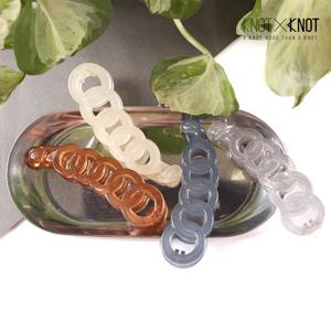 [KNOTXKNOT] 아크릴 체인 반투명 바나나핀