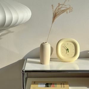 페이퍼가든 베이글앤버터 무소음 벽걸이 탁상 시계 인테리어