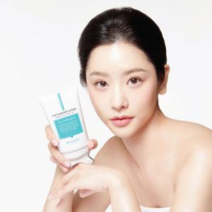 뷰망뜨 페이스앤 바디라이너 일체형 괄사 마사지 크림 120ml