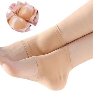 뒷꿈지 굳은살 갈라짐 각질 방지 보습 하프 보조 양말