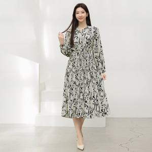 [키첼] 데이블 나염 플리츠 원피스