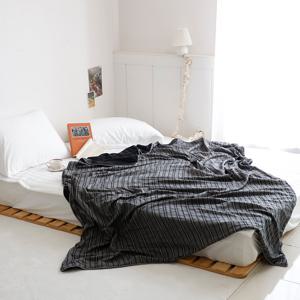 키뉴 그레이 스트라이프 극세사 양면 담요 145x200cm