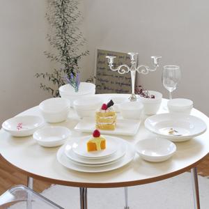 [한국도자기]본차이나 쿠잉 화이트 4인 가족 홈세트 21p 백지 하얀색 접시 그릇 식기세트