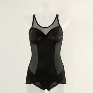 비너스 오르화 OBT5903 가슴을 전체적으로 감싸주며 부드럽게 몸매를 잡아주는 AB컵 올인원