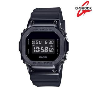 [지샥]스퀘어 5600 블랙 메탈 손목시계 워치 GM-5600UB-1DR