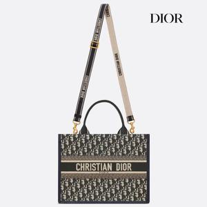 디올 미디엄 송아지가죽 숄더 스트랩 북토트 (DIOR AS보증)